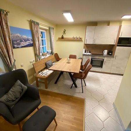 Apartment Cinderella Oberhaus ภายนอก รูปภาพ