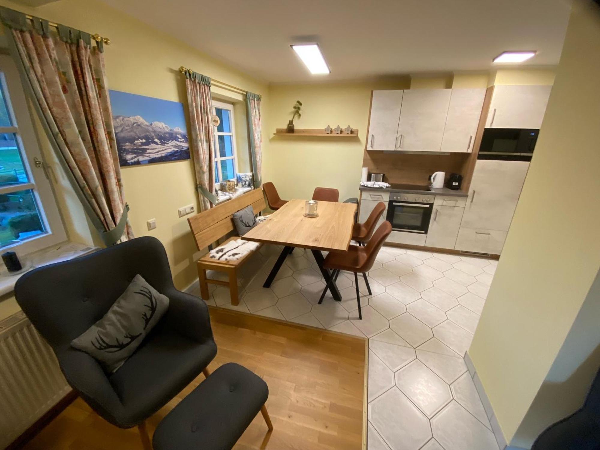 Apartment Cinderella Oberhaus ภายนอก รูปภาพ